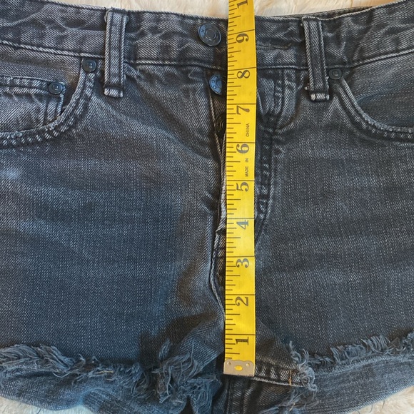 Free People Black Jean Shorts 25 Raw Hem - Picture 7 of 7
